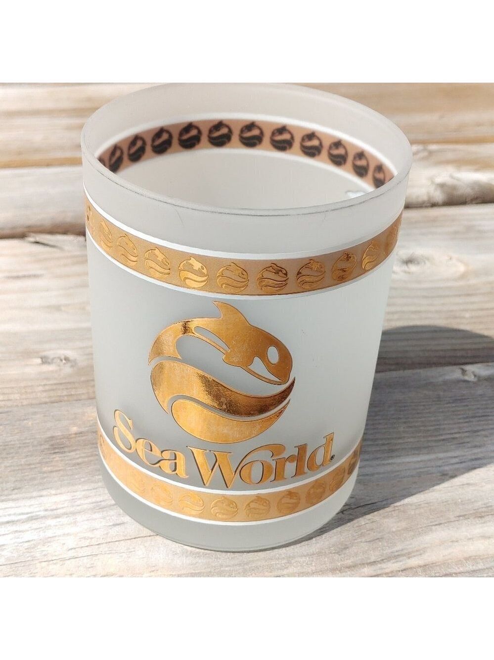 Vintage Sea World Mug Frosted Penguins 1985